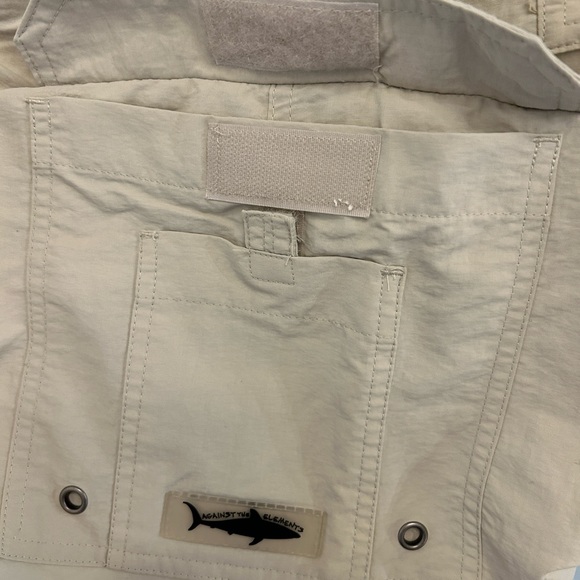 Against the Elements Tan Fishing Shorts size 44 - Picture 12 of 12
